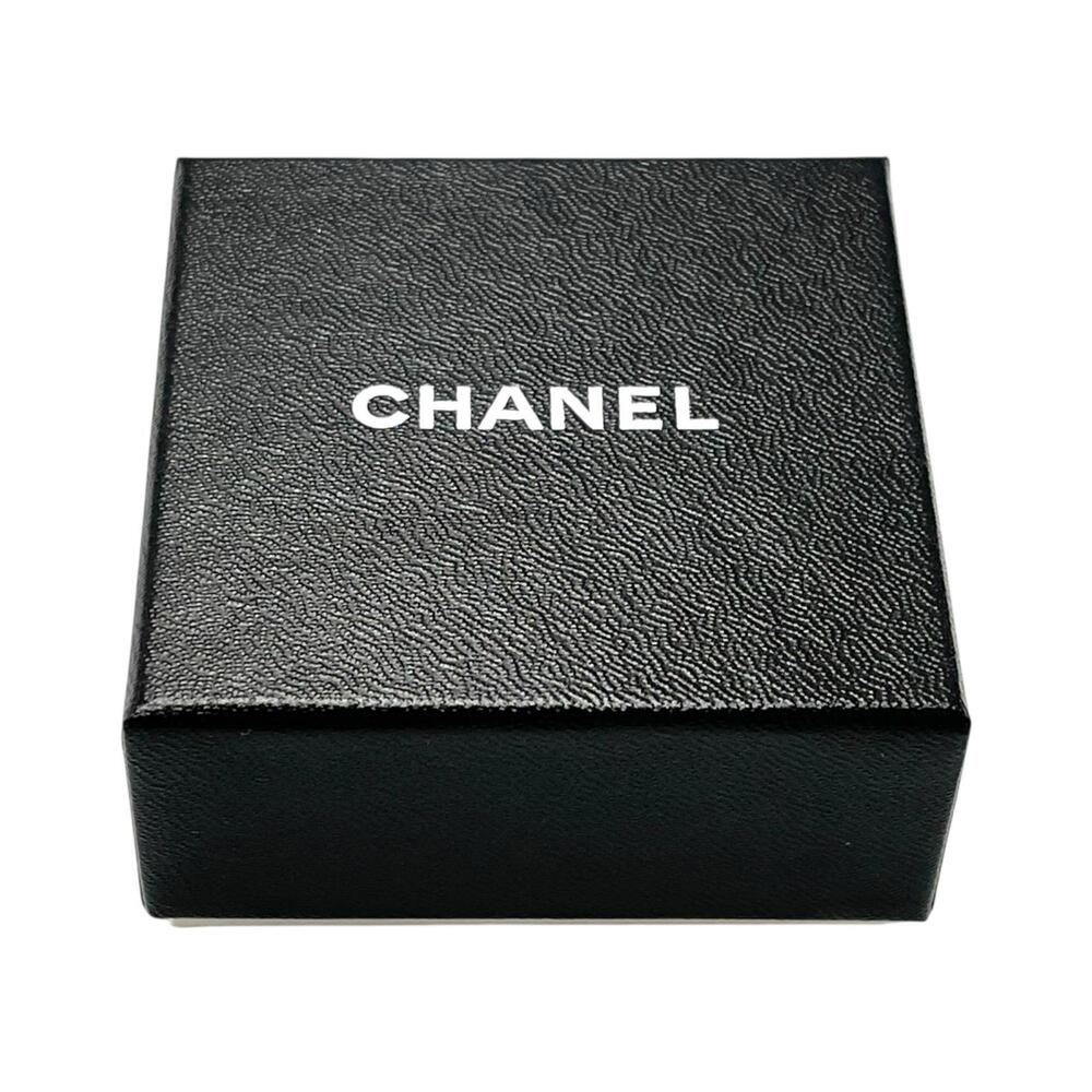 CHANEL Gold Pearl Logo Earrings - Picture 8 of 8